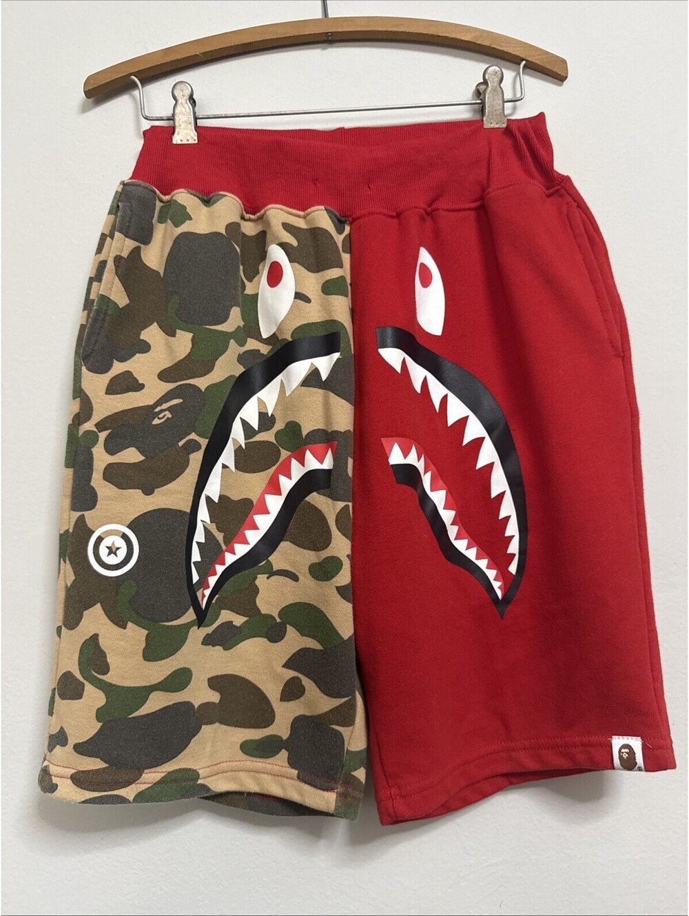 BAPE A Bathing Ape Shark Sweat Shorts Men’s M 1st Camo Red Made in Japan